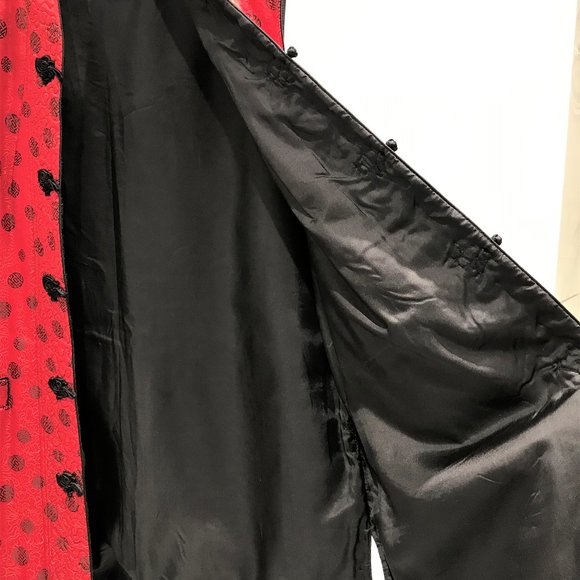 Chinese Long Brocade Vest Handmade Knot Buttons Luxurious Fabric Size XL - Picture 3 of 5